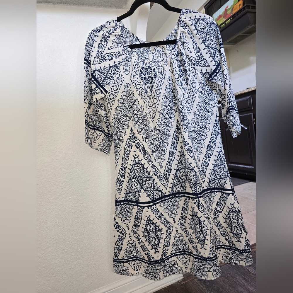 Blue and White Patterned Dress Sz S By Halo